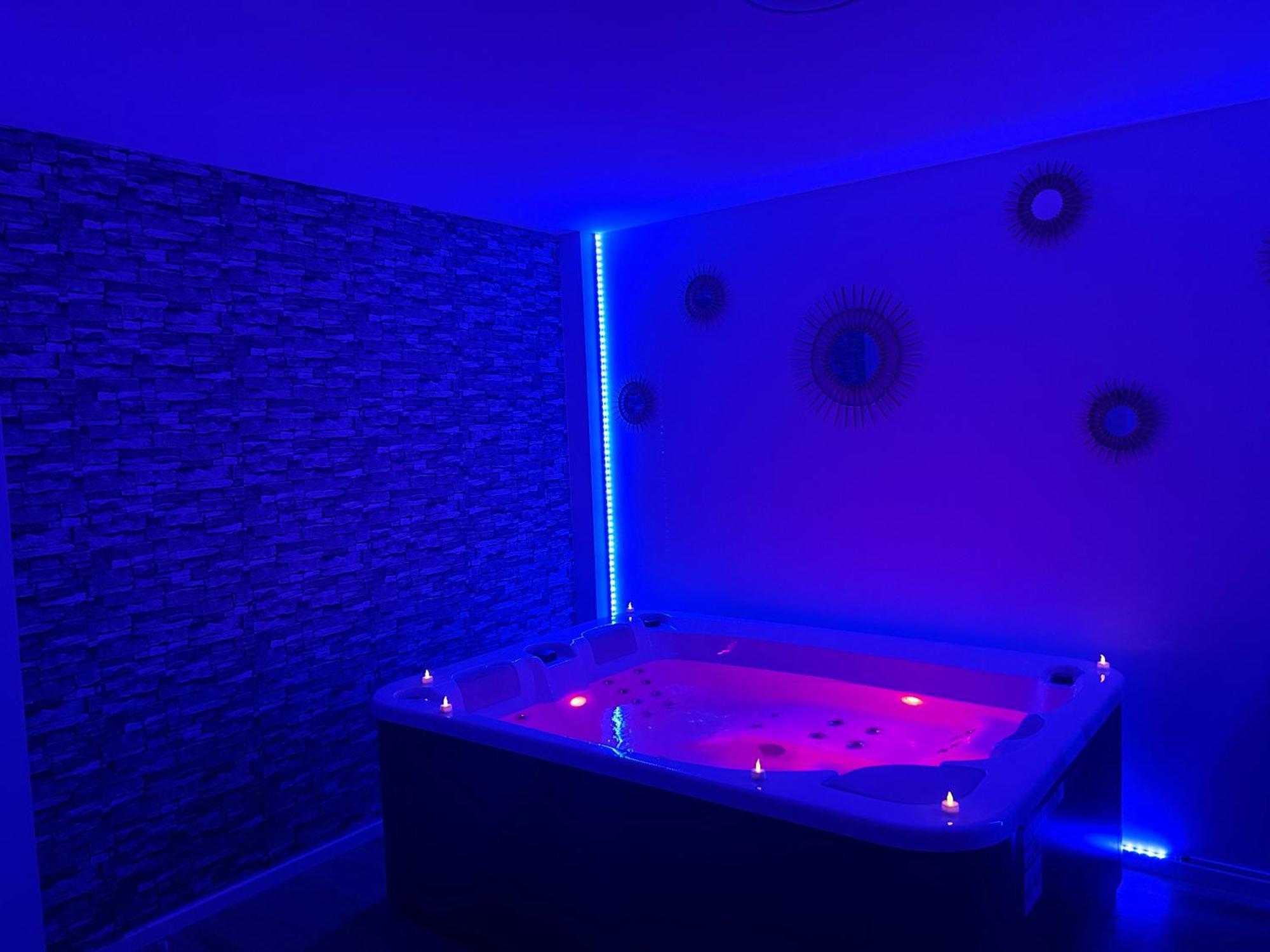 Privatespa Love Room Jacuzzi Privatif トゥールーズ エクステリア 写真